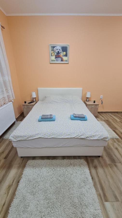Ales Apartman 솜보르 외부 사진